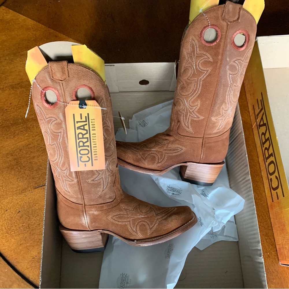 Corral Shedron Suede Embroidery Cowgirl Boots Pull Holes Square Toe Size 5.5 Tan